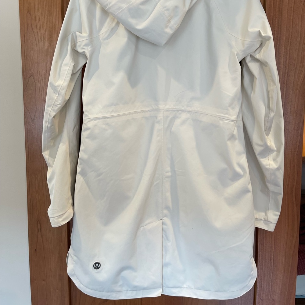 lululemon rain jacket